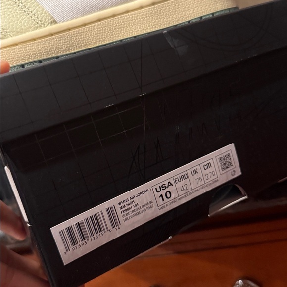 🎄 Christmas Sale 🎄 Size 10 Nike Air Jordan 1 Green Beige & White - Worn Once - Picture 10 of 13